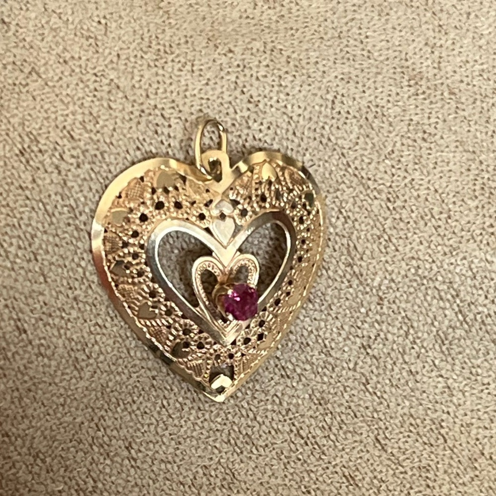 14k Solid Gold Heart Pendant with Red Stone- .63g